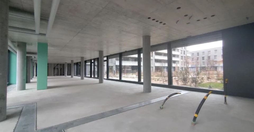 Quartier Horizons En Dorigny - Arcades commerciales et Showroom