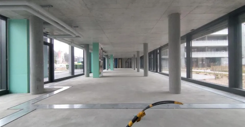 Quartier Horizons En Dorigny - Arcades commerciales et Showroom