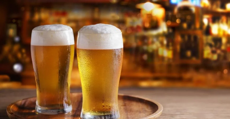 MOUDON : BAR-PUB, RESTAURANT AVEC FUMOIR + LOTERIE À REMETTRE