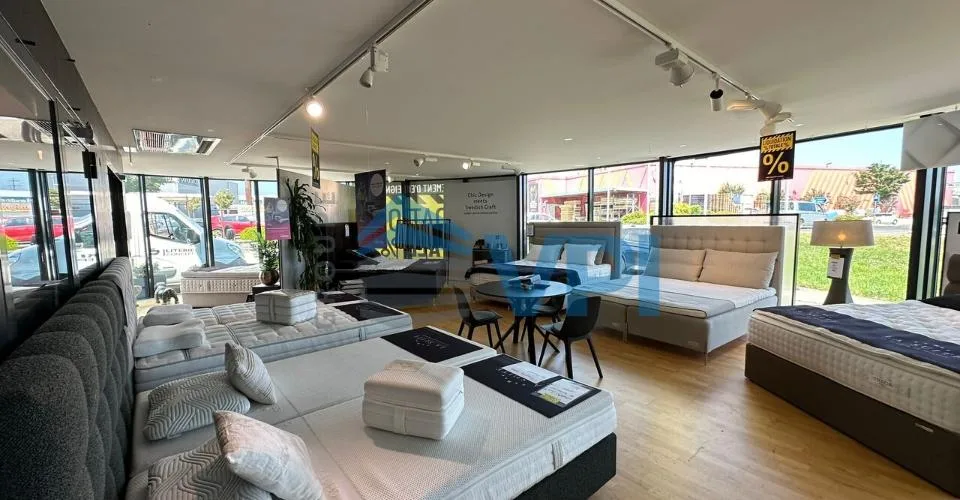 Etoy - surface commerciale de 260m2