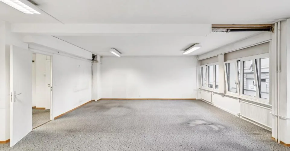 Local commercial d'env. 150.30 m2 au 1er étage