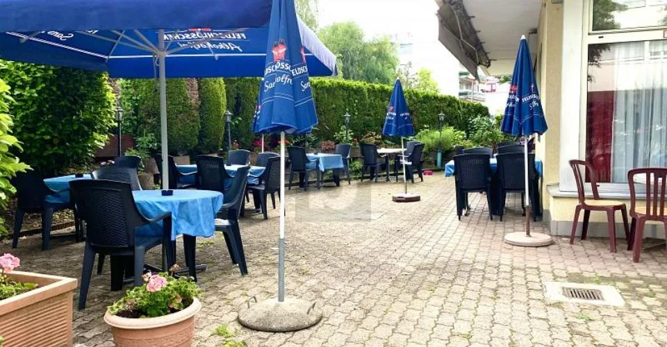 RESTAURANT PROSPÈRE AVEC TERRASSE ET BAR
