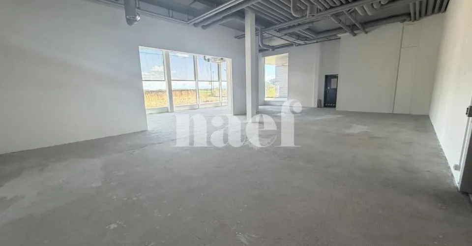 Eikenott - Lumineuse arcade d'env. 240 m2 au rez-de-chaussée