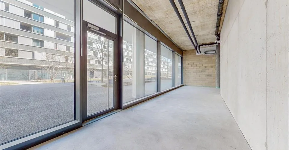 Quartier en pleine expansion, belle arcade de 42 m2, au gré du preneur