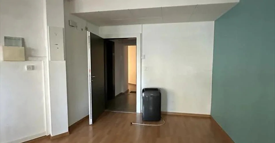 Local commercial au 1er étage de 69m2