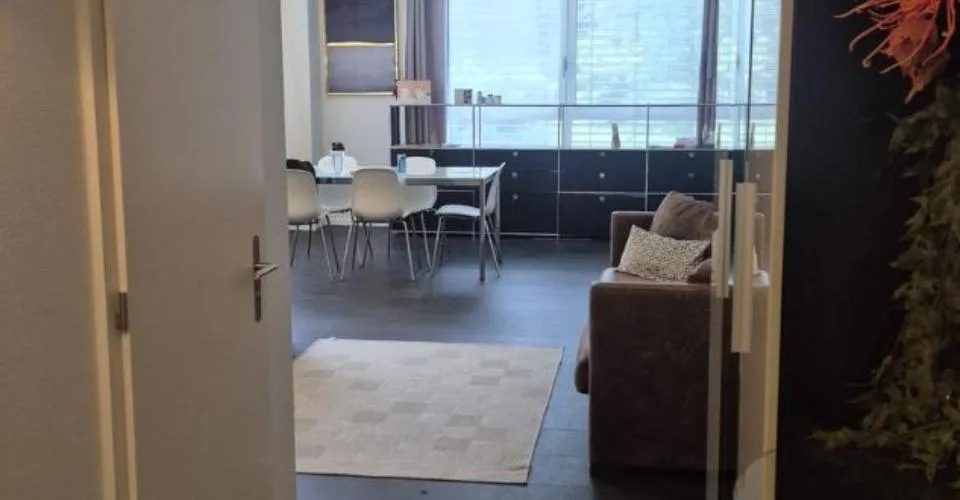 A louer - Bureau de 360m2 au coeur de Montreux !