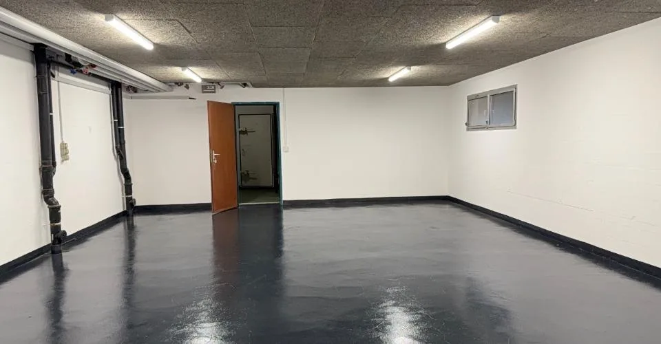Dépôt disponible de suite