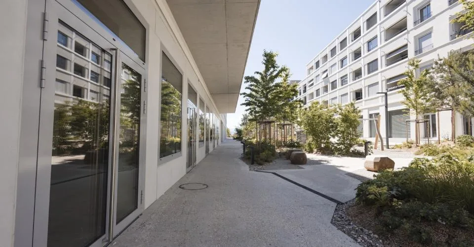Espace idéal pour un studio de yoga-pilates-fitness