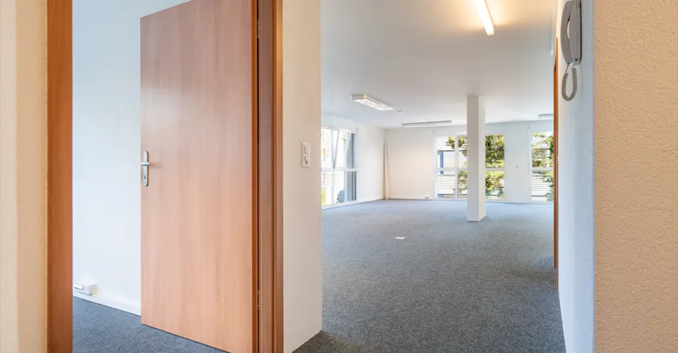 Spacieuse surface commerciale au Mont-sur-Lausanne de 115 m2