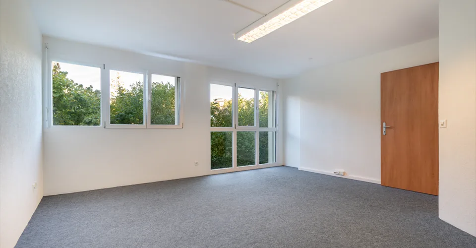 Spacieuse surface commerciale au Mont-sur-Lausanne de 115 m2