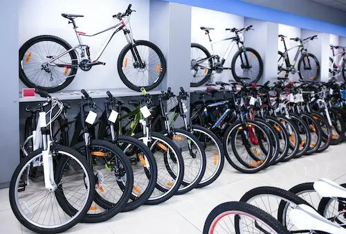 LAUSANNE CENTRE : MAGASIN VELO & ATELIER À REMETTRE