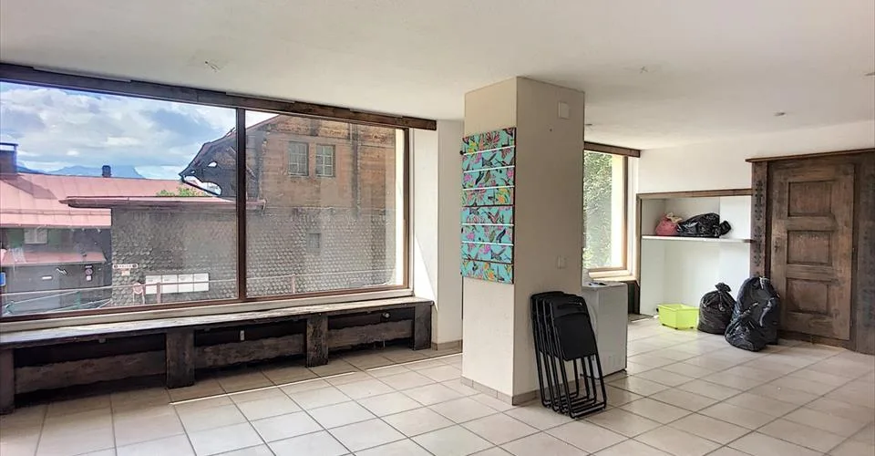 Zuchuat 6 de 1.0 pièce au rez-de-chaussée