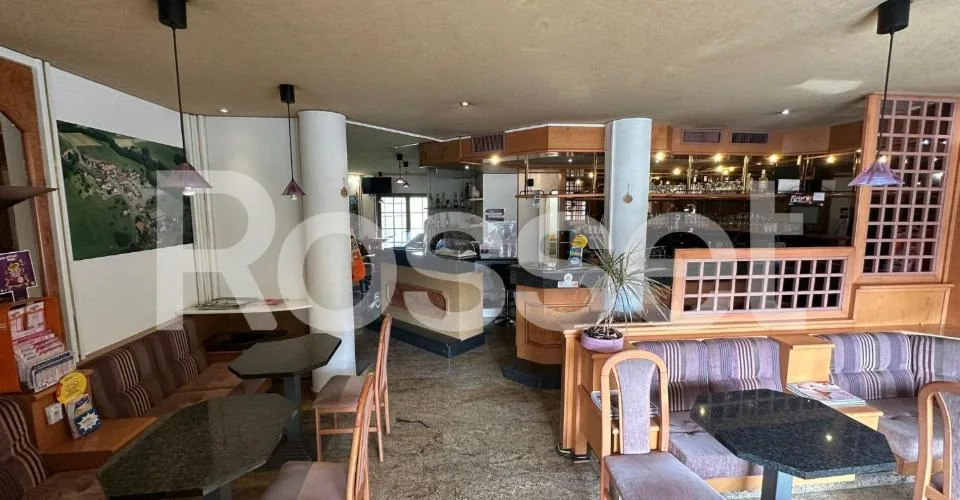 Charmant Café-Restaurant au cour de Puidoux idéal pour petite restauration