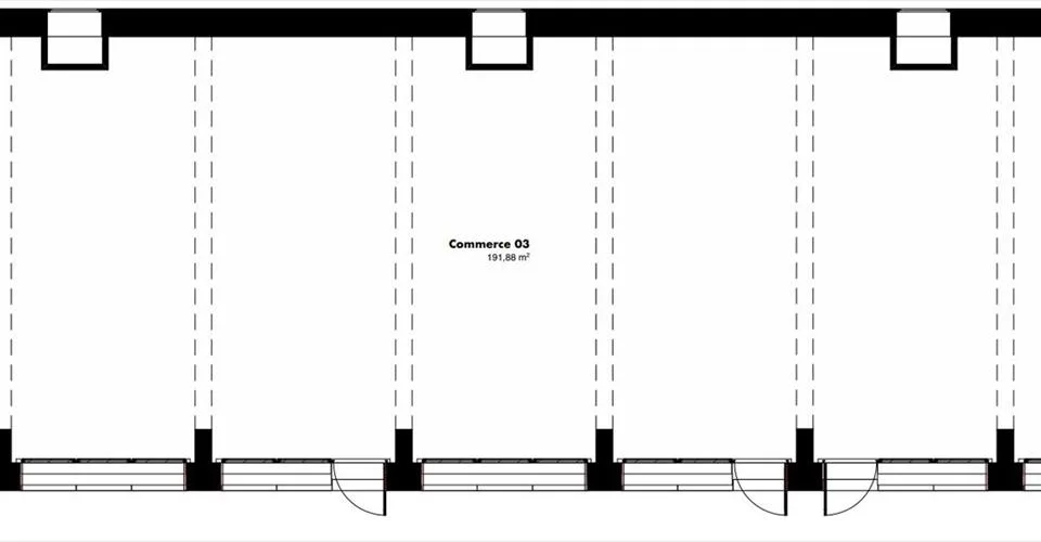 Arcade de 192m2 avec vitrine
