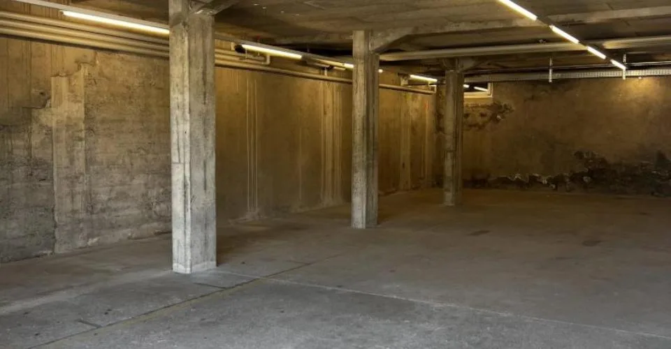 Entrepôt à louer de 106 m2 à Bex