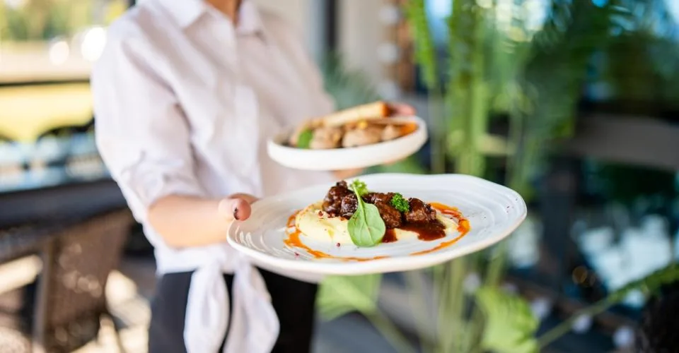 OUEST LAUSANNOIS : RESTAURANT ITALIEN AVEC BELLE TERRASSE À VENDRE