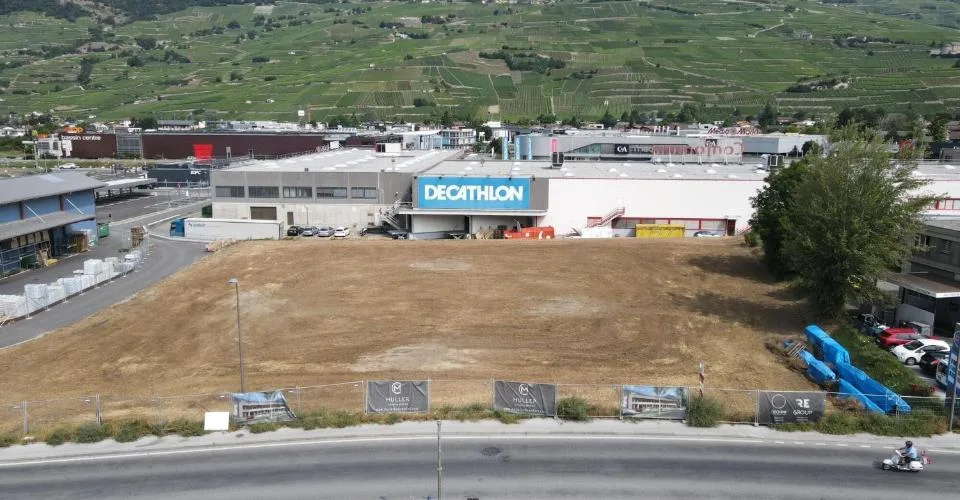 Administratif-Bureau 88.7 m2 à Conthey copie
