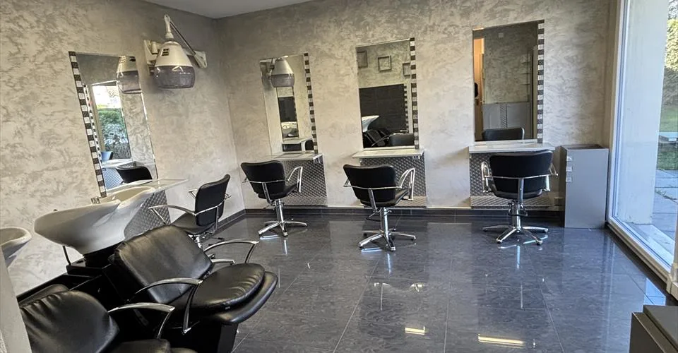 Salon de coiffure situé à la Route de l'Hôpital 3, 3960 Sierre