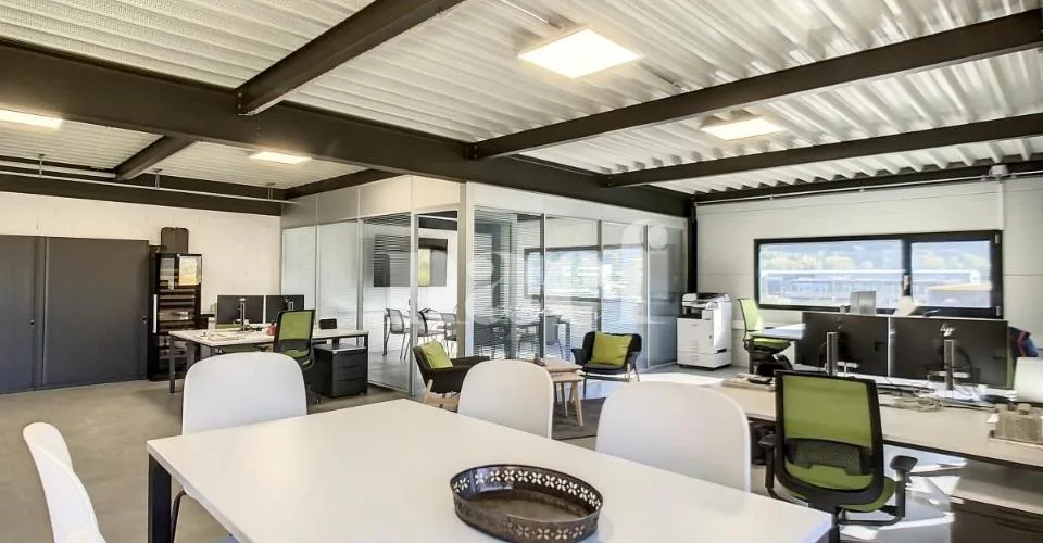 Bureaux de 112 m2 au 2ème étage