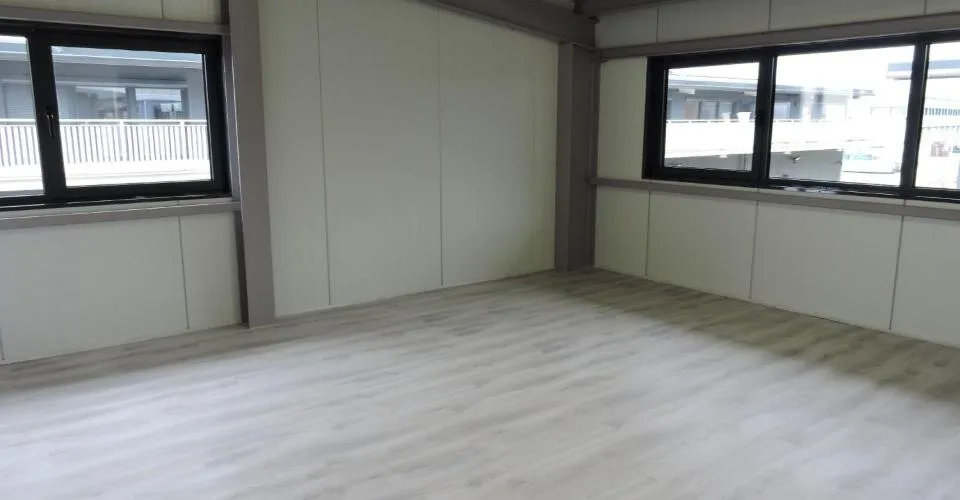 À LOUER - ESPACE PROFESSIONNEL DE 80 M² pour bureau ou activité indépendante