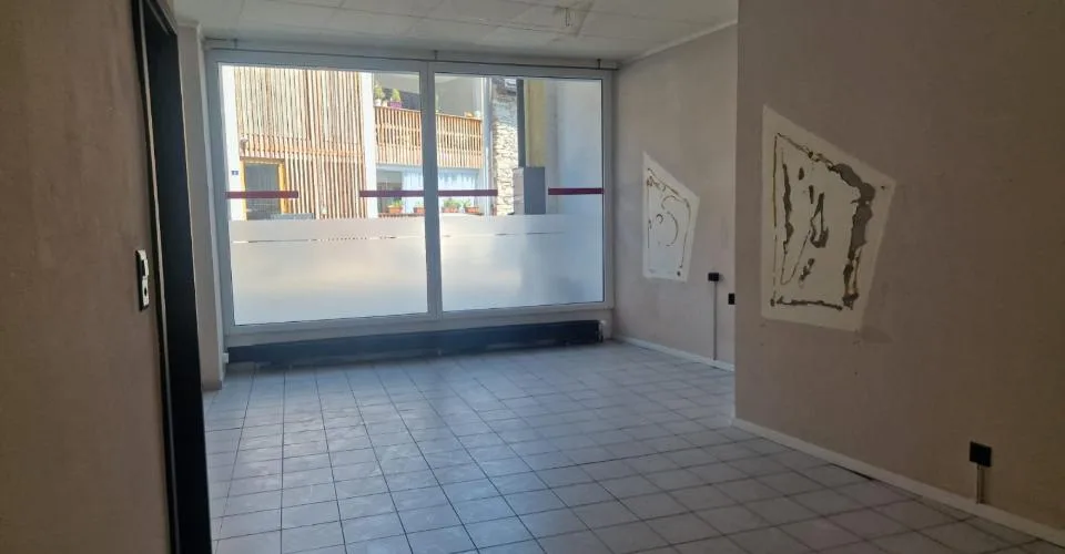 Collombey-Muraz : à louer local commercial au cœur de la ville