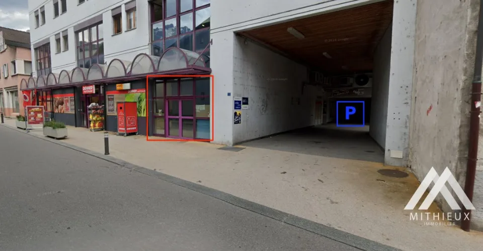 Surface commerciale idéalement située au centre de Riddes
