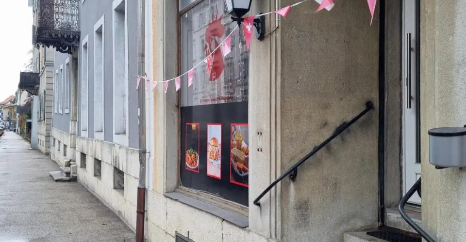Restauration de 3.0 pièces au rez-de-chaussée