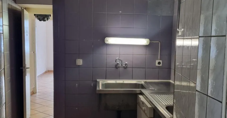 Restauration de 3.0 pièces au rez-de-chaussée