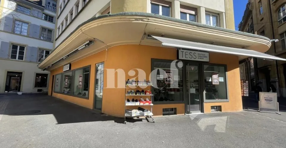 Surface commerciale modulable au cœur de Neuchâtel – 3 niveaux exploitables