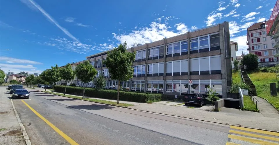 5'500 m2 à louer au centre de La Chaux-de-Fonds !