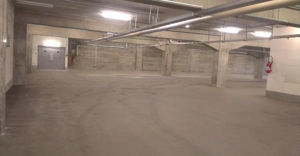 Local commercial 1200 m2