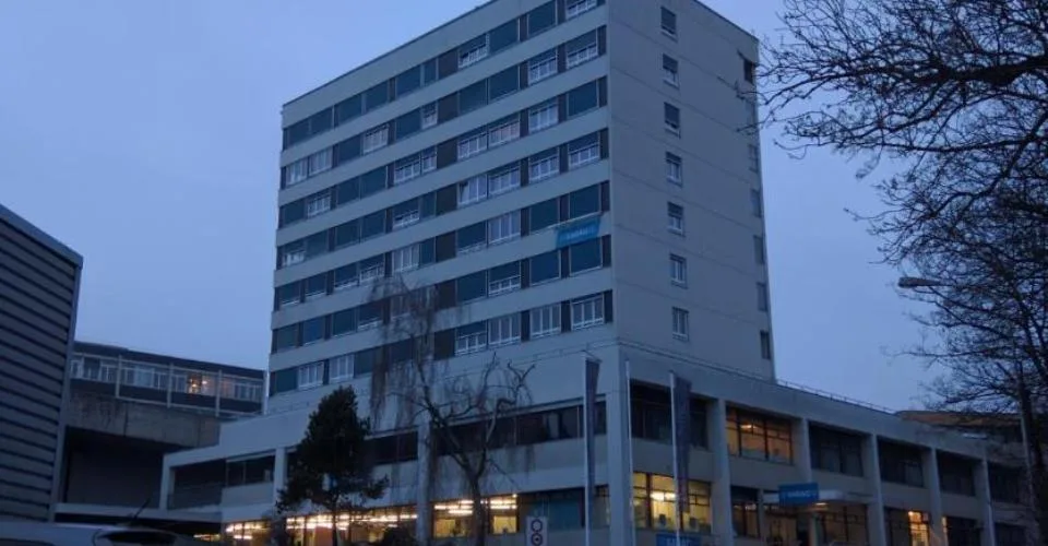 Local commercial 1200 m2