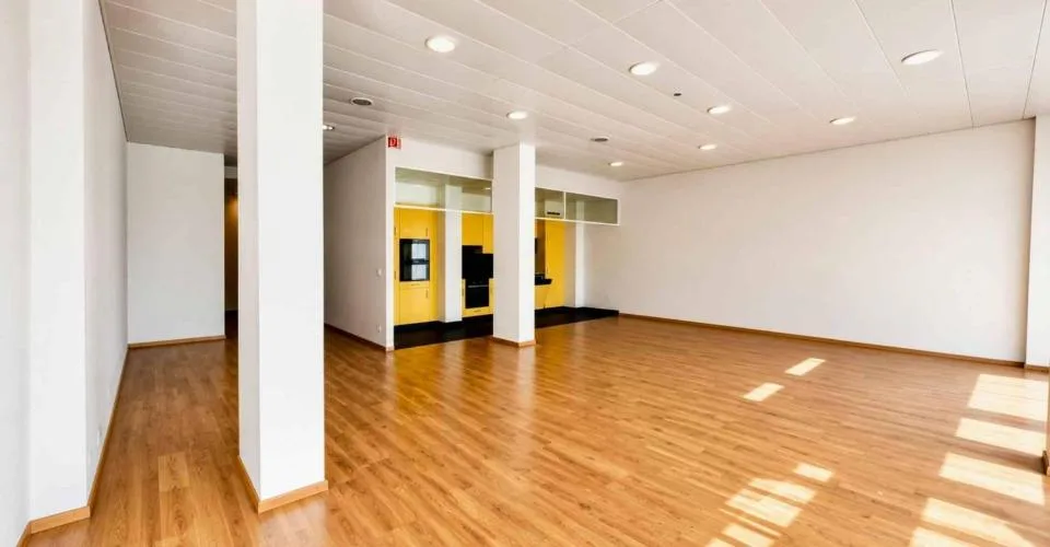 Arcade 276 m² à louer – Quartier Servette