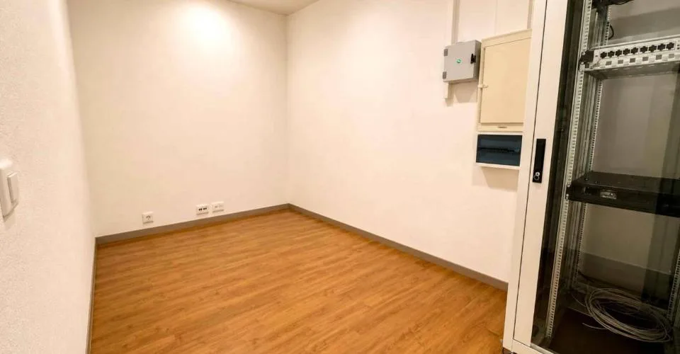 Arcade 276 m² à louer – Quartier Servette