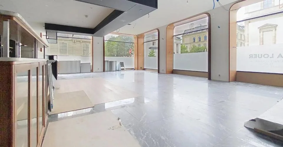 Arcade d'exception 825 m2
