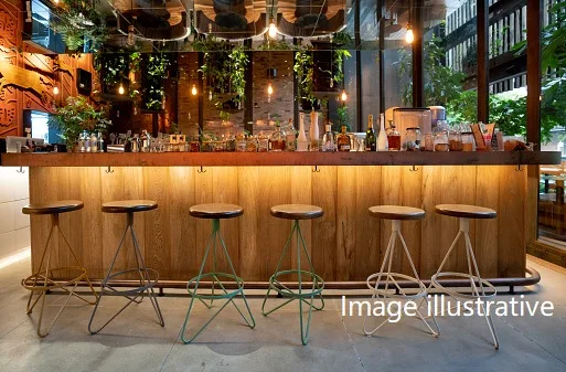 CAFÉ RESTAURANT BAR DANS LE QUARTIER BAS DES PÂQUIS - CLÉ EN MAINS