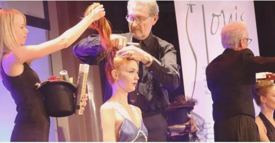 GRANDE ECOLE-SALON DE COIFFURE - EMPLACEMENT IDÉAL