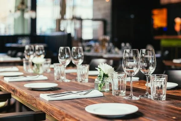 GENÈVE CHAMPEL : RESTAURANT À VENDRE