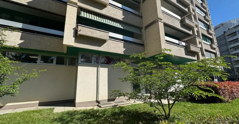 Bureaux professionnels - 60m² - Secteur Délices / Saint-Jean /