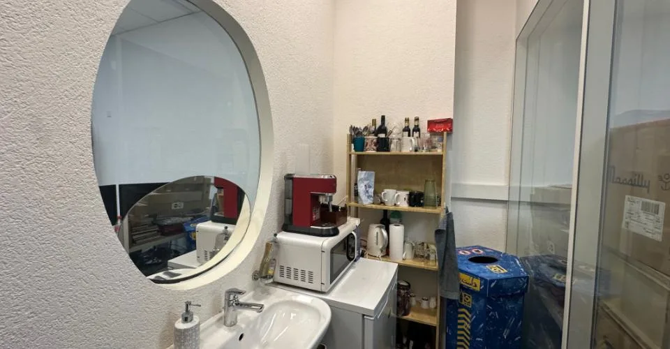 Bureaux professionnels - 60m² - Secteur Délices / Saint-Jean /