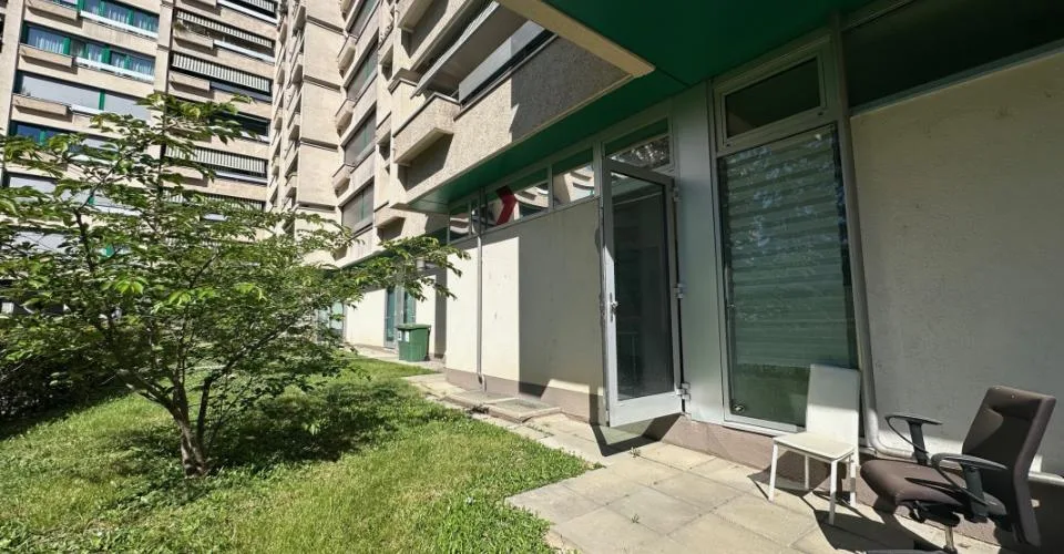 Bureaux professionnels - 60m² - Secteur Délices / Saint-Jean /