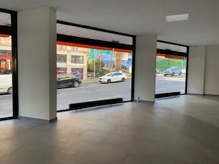 Arcade à louer à la rue de Villereuse aux Eaux-Vives
