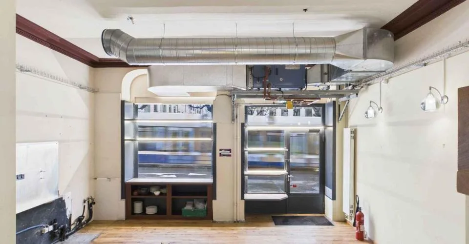 Quartier des Banques- Arcade d'env. 120m2 - Ideal pour un restaurant