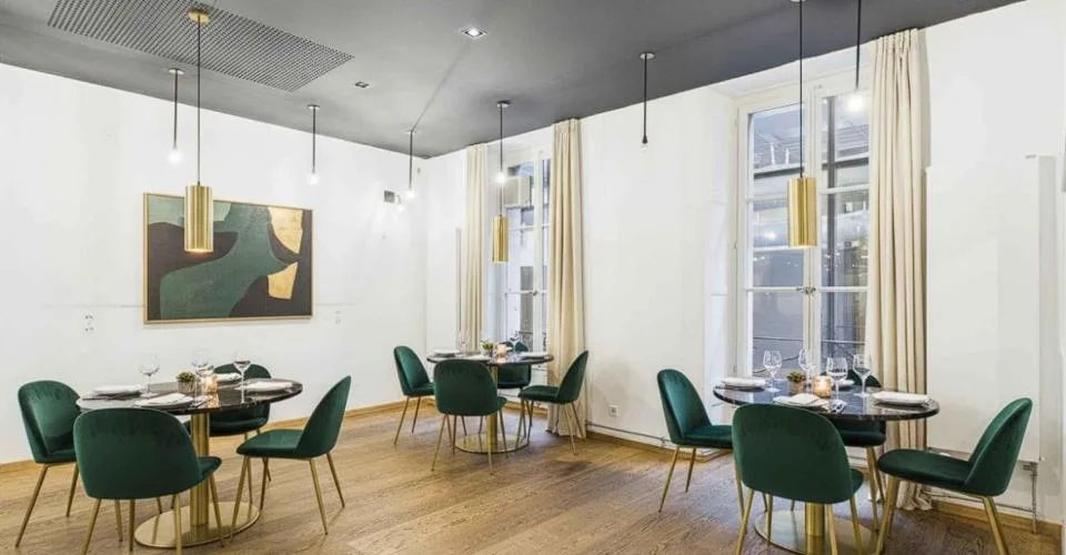 Quartier des Banques- Arcade d'env. 120m2 - Ideal pour un restaurant