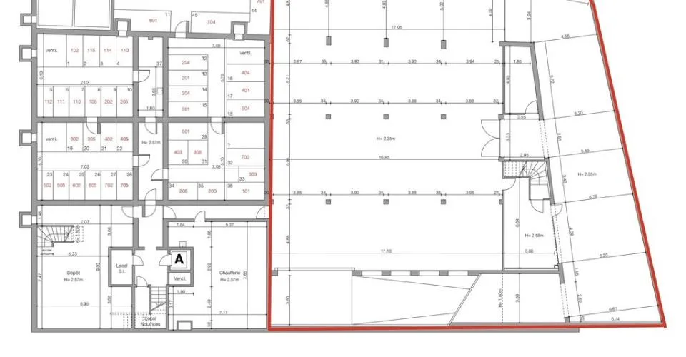 Belle arcade de 610 m2 et son dépôt de 638 m2 au coeur de Plainpalais