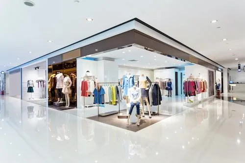 GENÈVE - RIVE DROITE : GRANDE ARCADE DANS CENTRE COMMERCIAL
