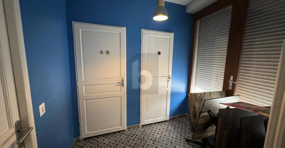 MAGNIFIQUE SITUATION À L'ENTRÉE DE ST-JEAN