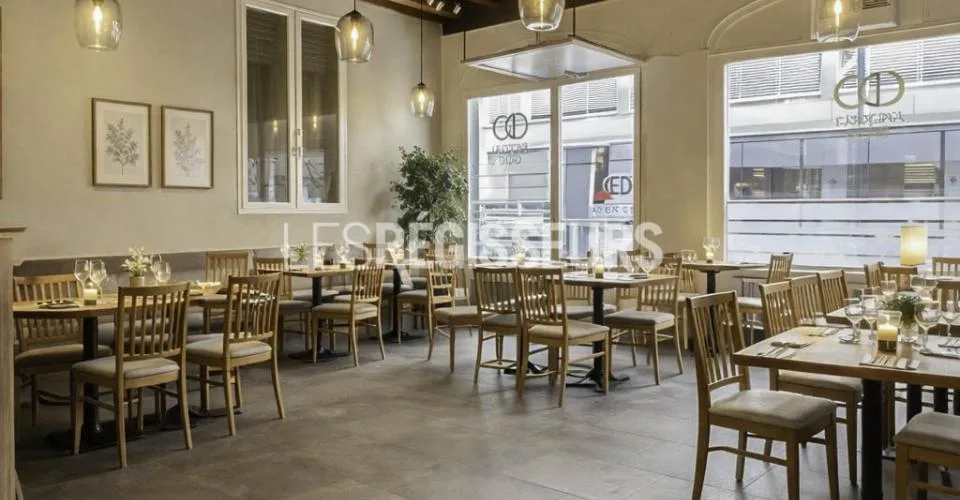 Très belle trattoria à remettre clé en main aux Eaux-Vives