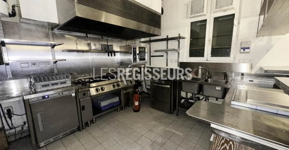 Très belle trattoria à remettre clé en main aux Eaux-Vives