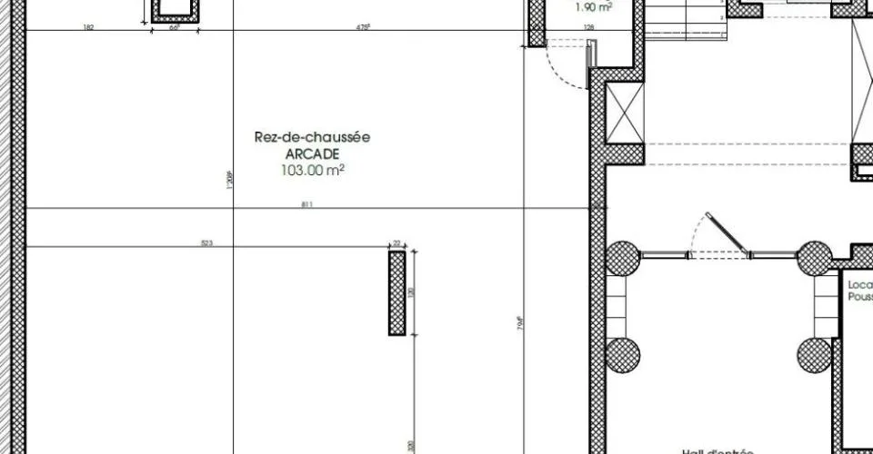 Arcade sur deux niveaux à la Rue Jean-Charles Amat 7